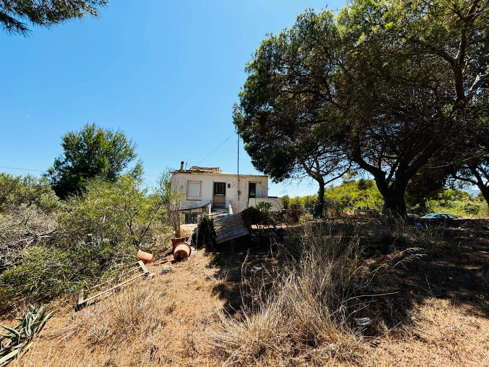 Rustic property to be completely renovated in Altea La Vella