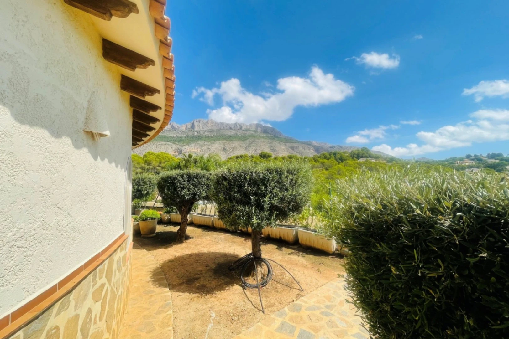 Villa for sale in Altea La Vieja, Alicante