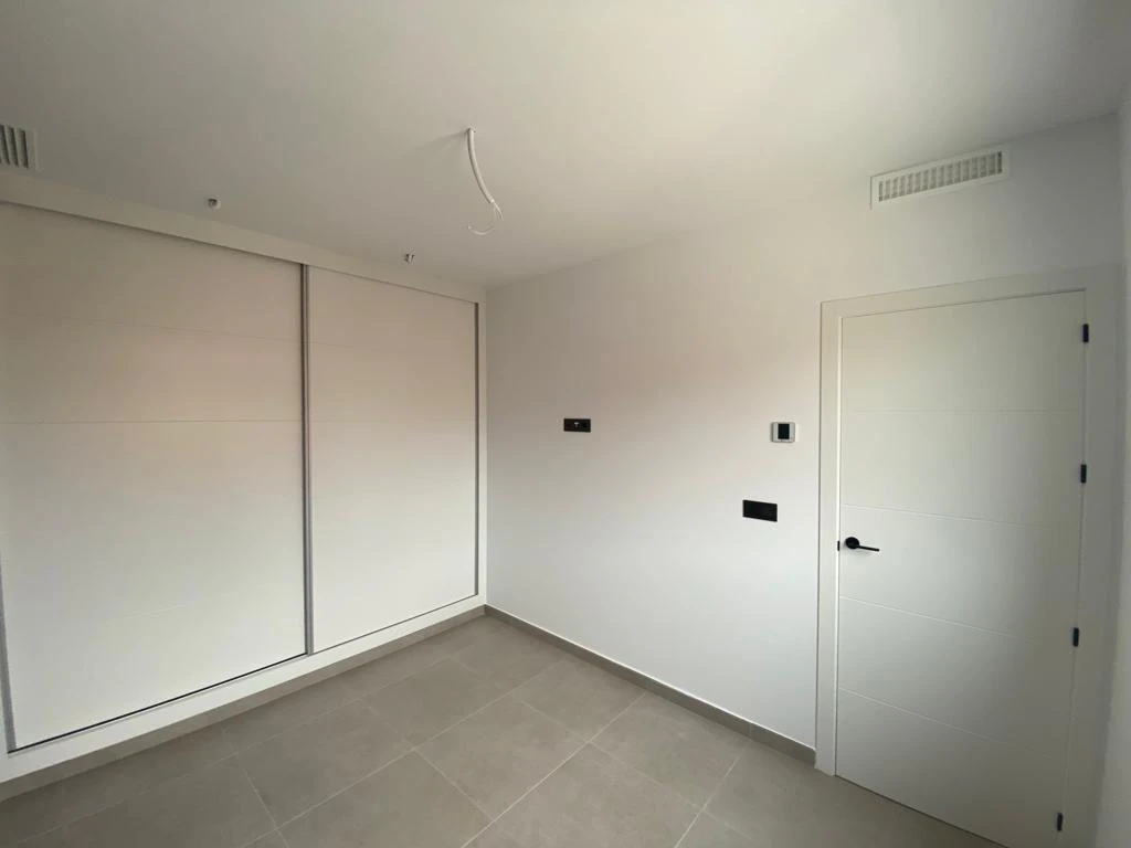 Villa for sale in Los Alcazares