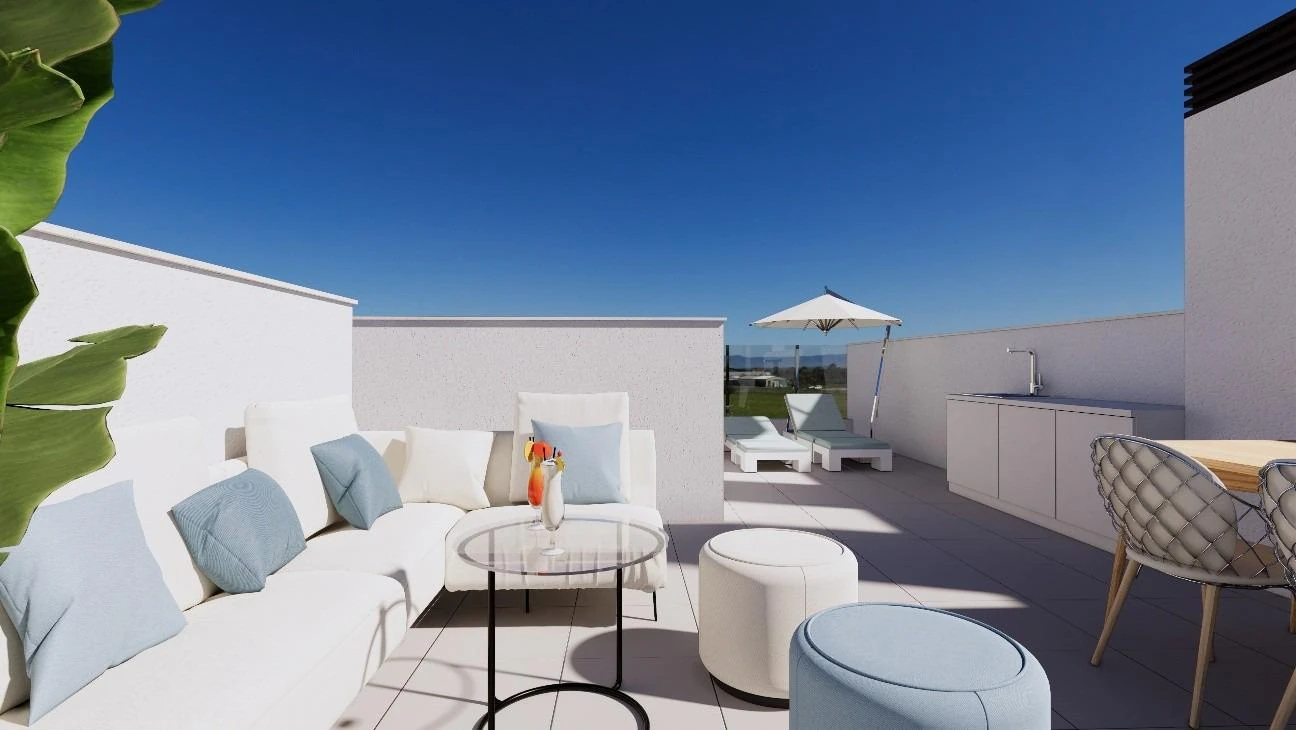 Town house for sale in Los Alcazares