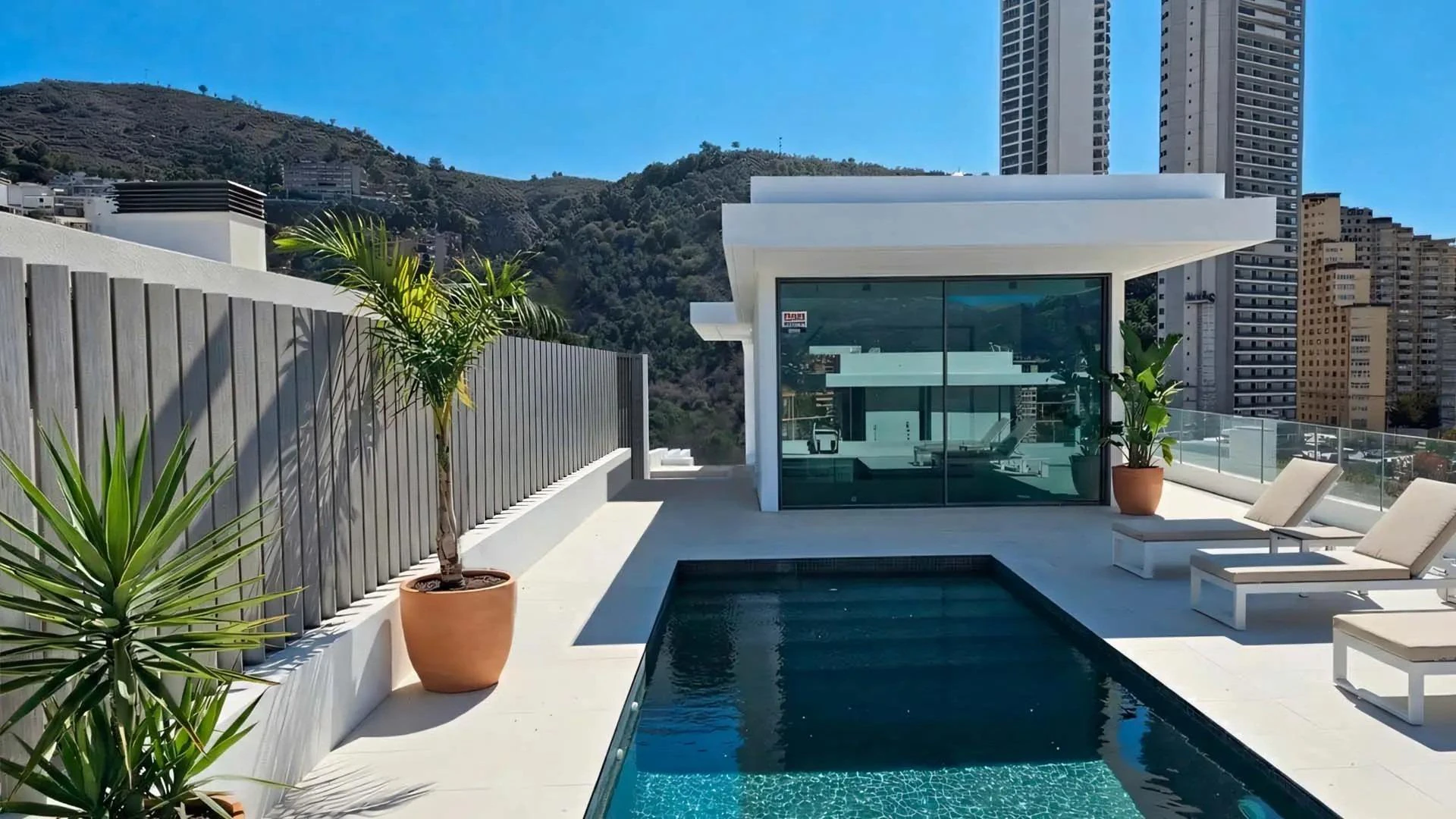 Villa for sale in Benidorm