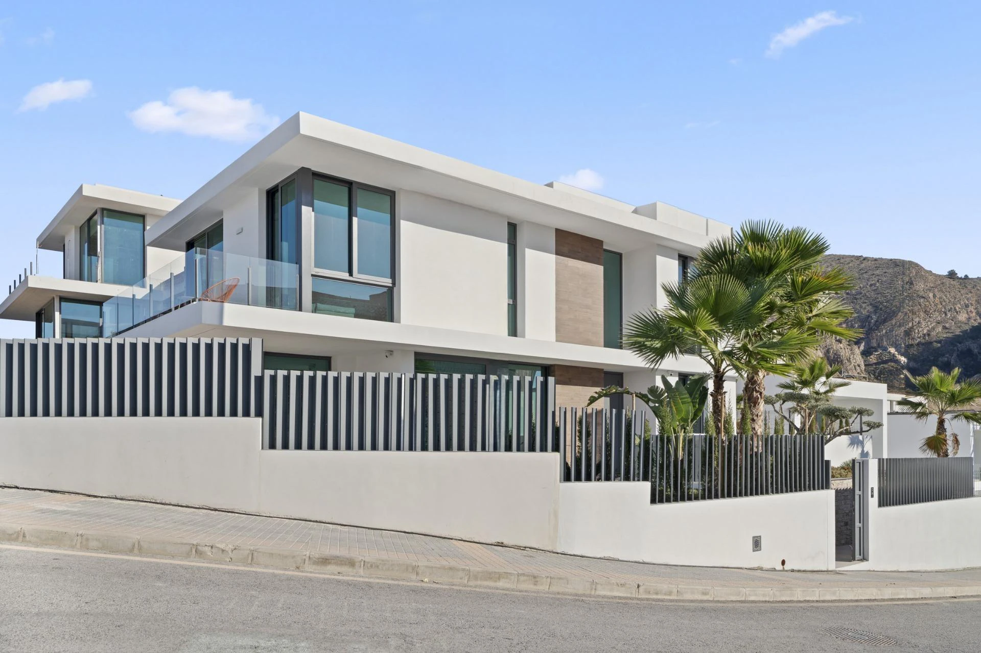Villa for sale in Benidorm