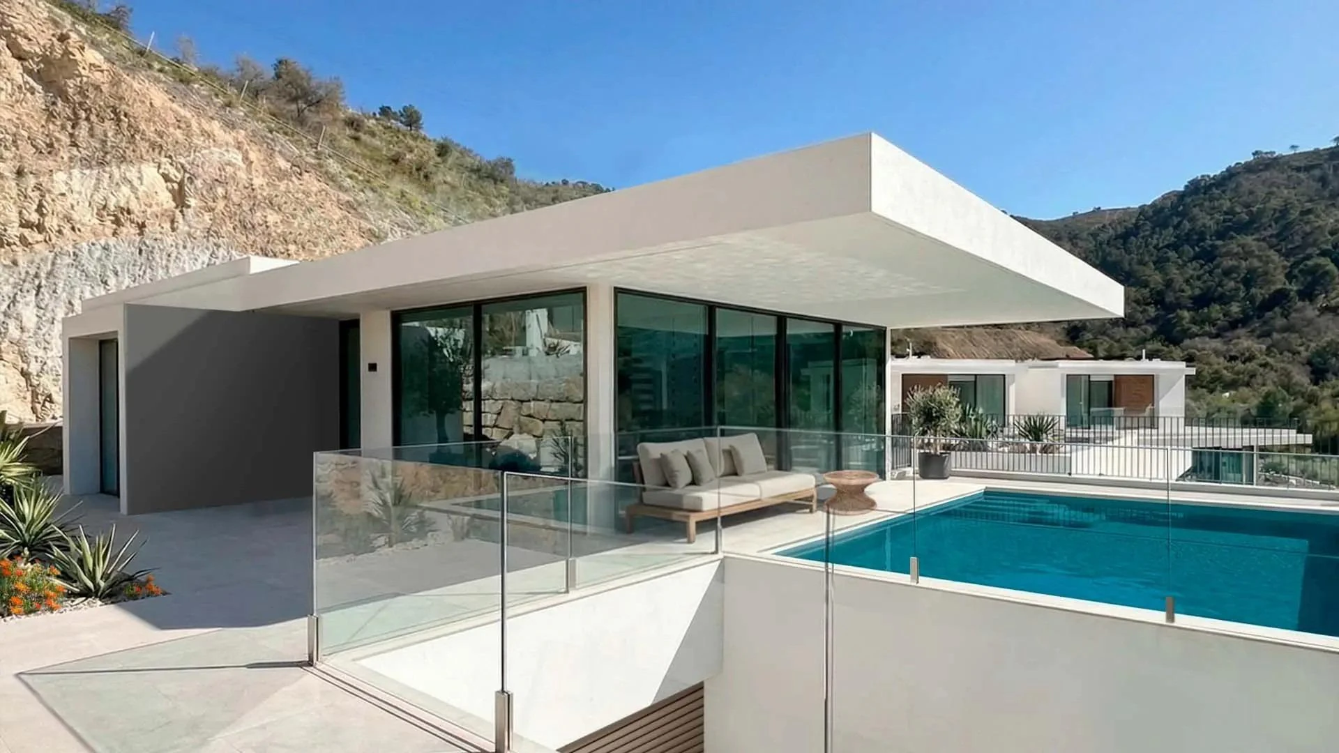 Villa for sale in Benidorm
