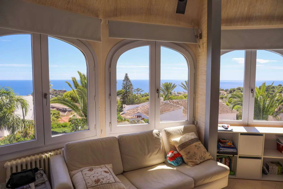 Villa till försäljning i Javea
