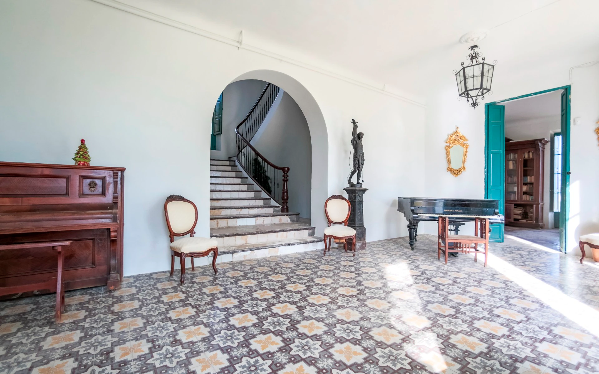 Villa til salg i Alicante