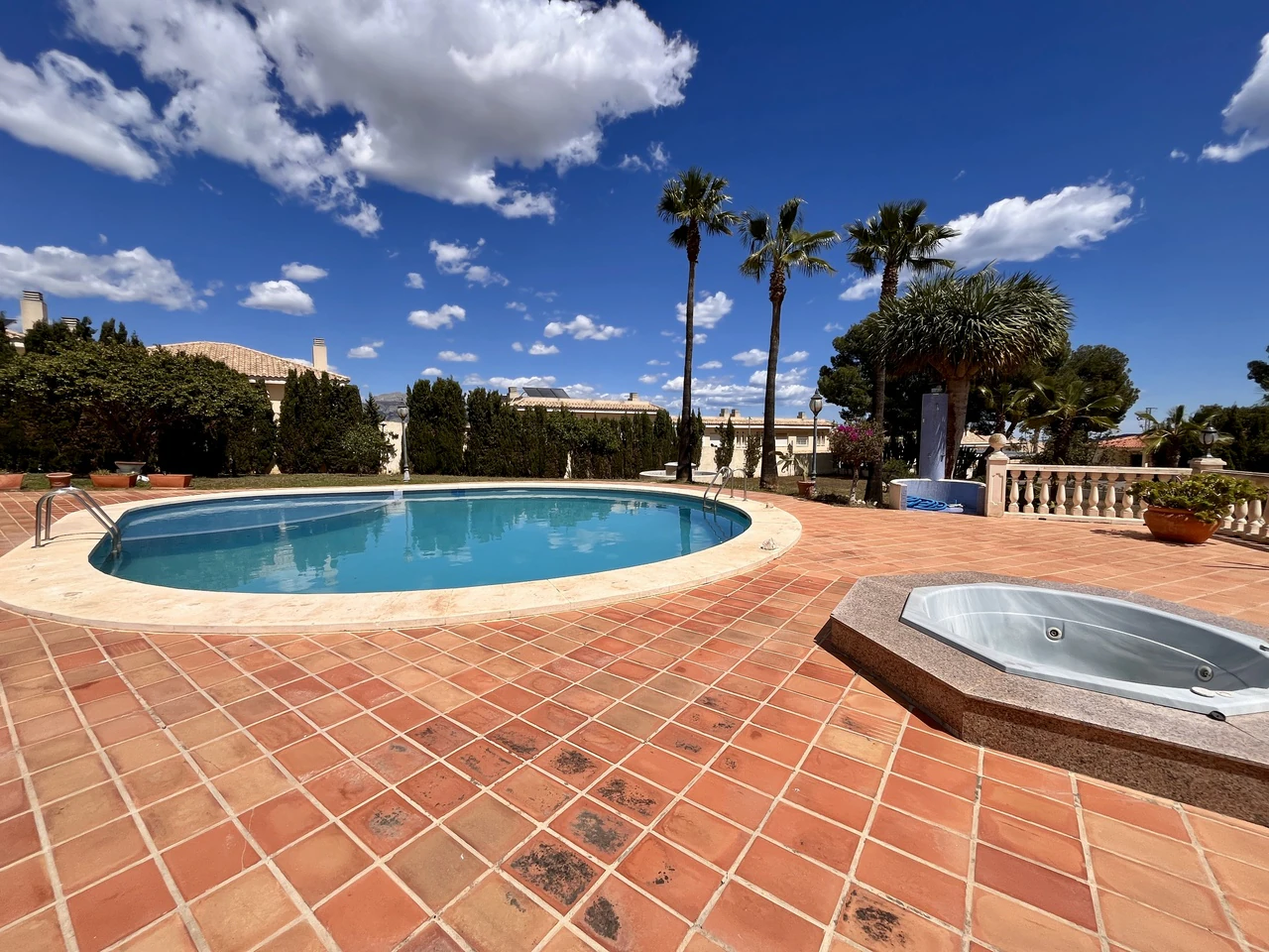 Villa for sale in La Nucia