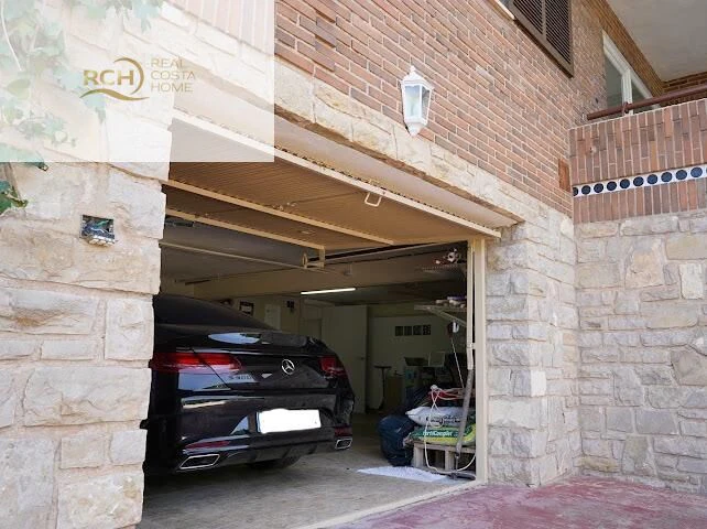 Villa for sale in La Nucia