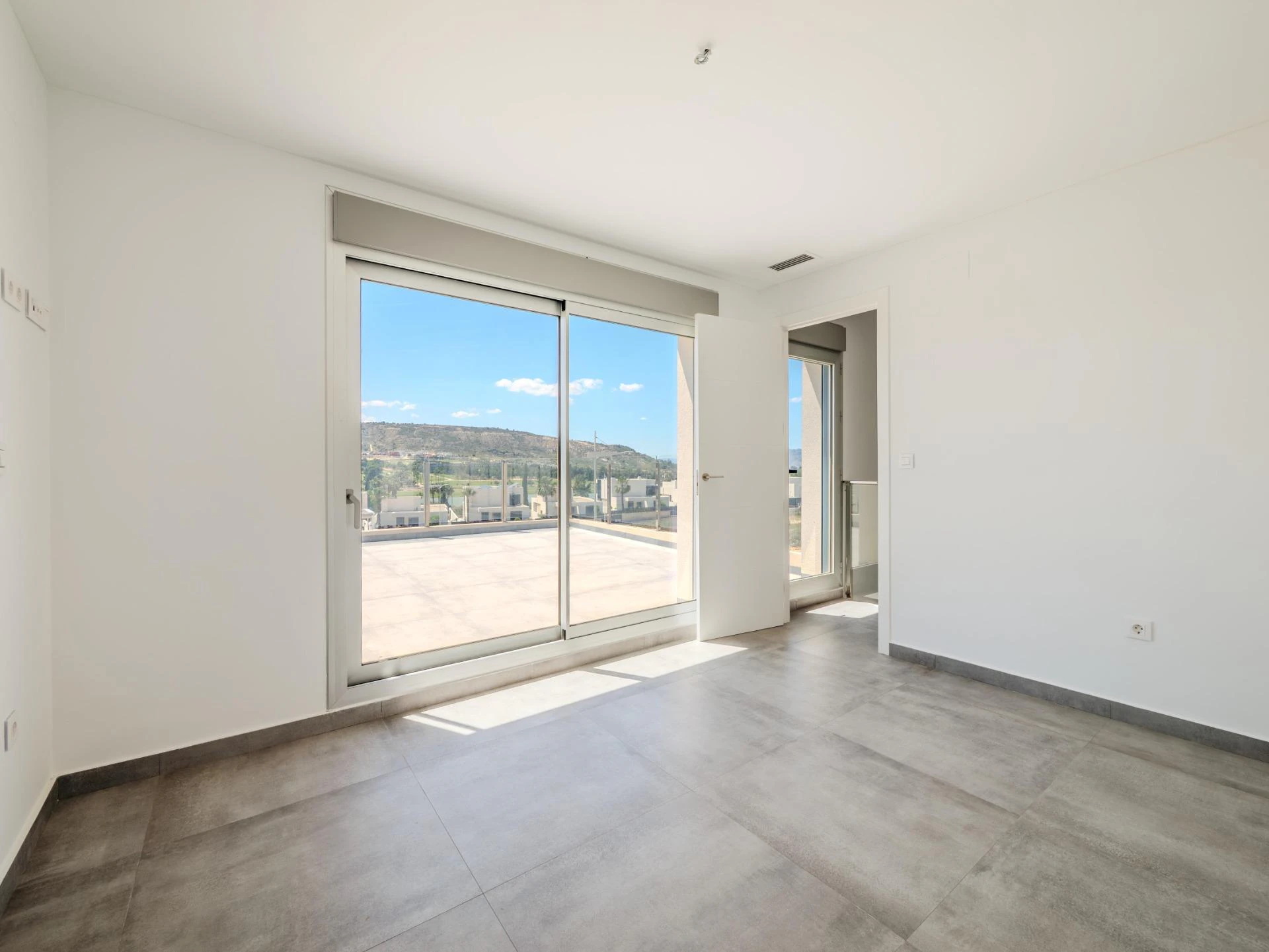 Villa for sale in Algorfa