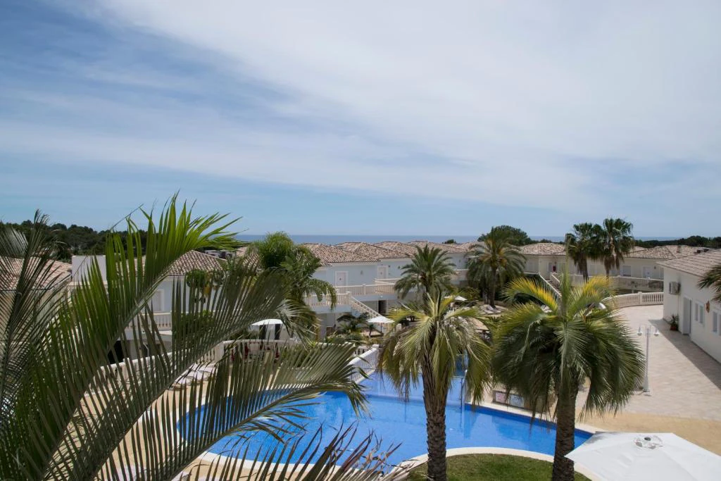 Apartment for sale in Benissa Costa with pool and close to the beach - Exclusive resort