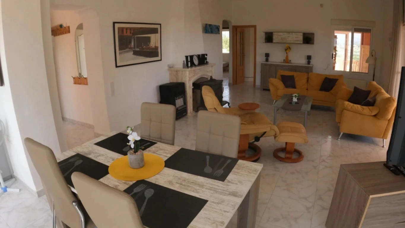 Villa til salg i Alfas Del Pi
