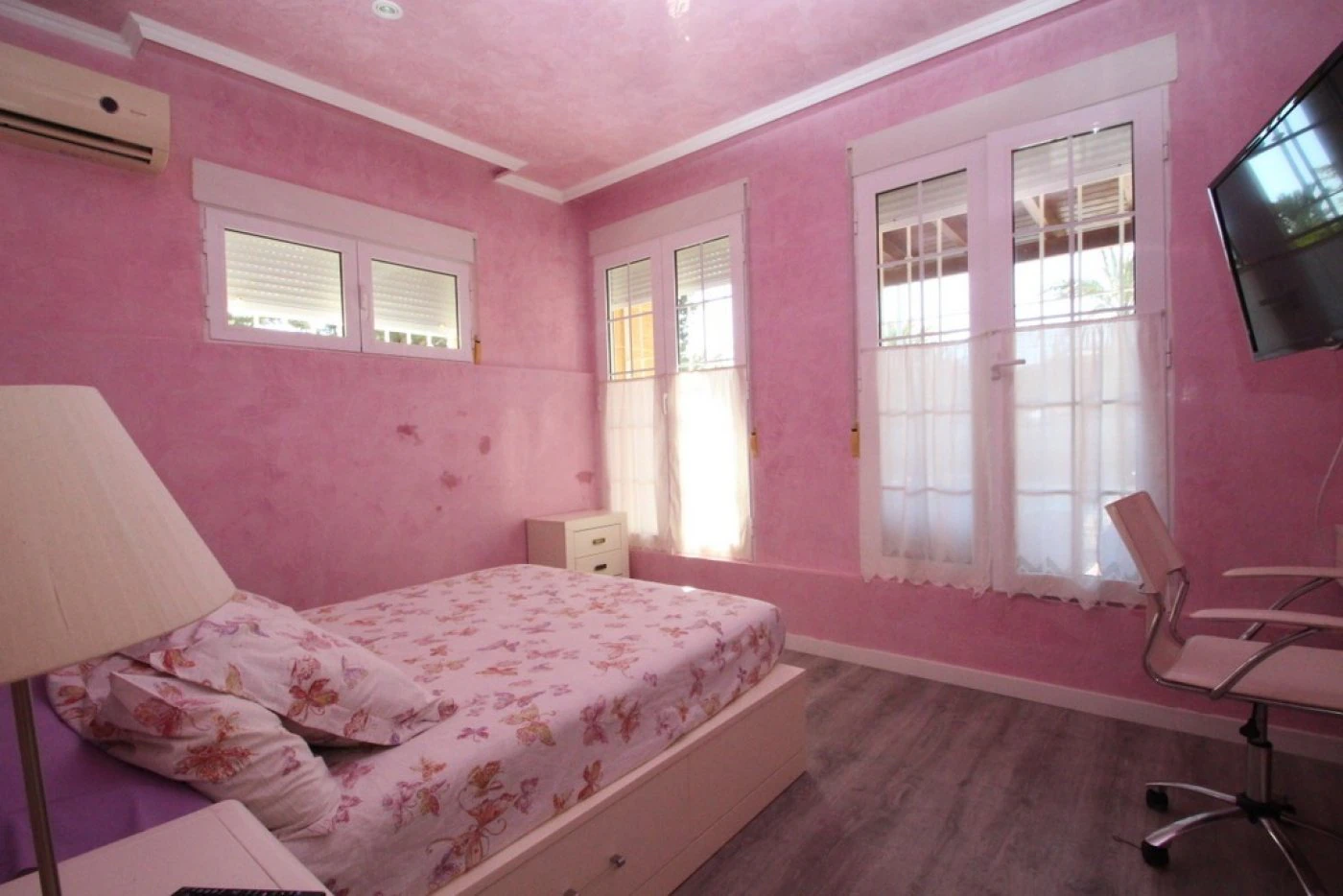 Villa til salg i Orihuela Costa