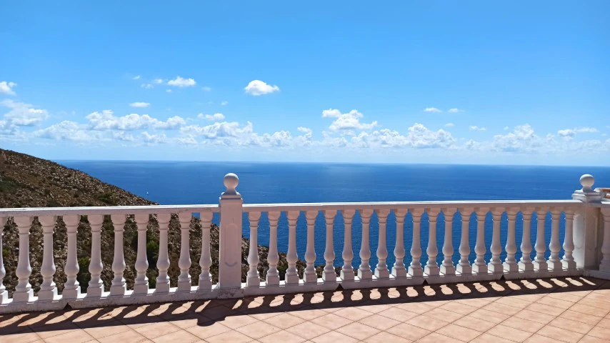 Villa første linje i Benidorm til salgs - Villa Del Mar.