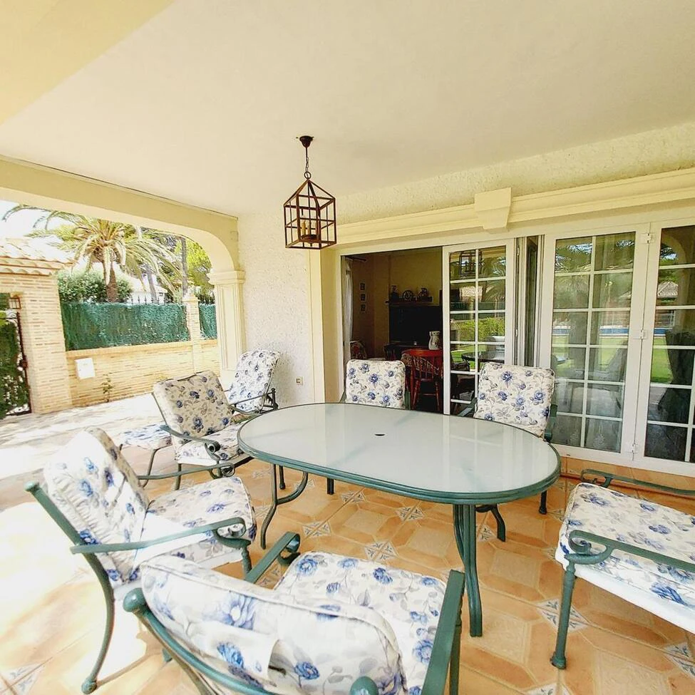 Villa til salg i Orihuela Costa