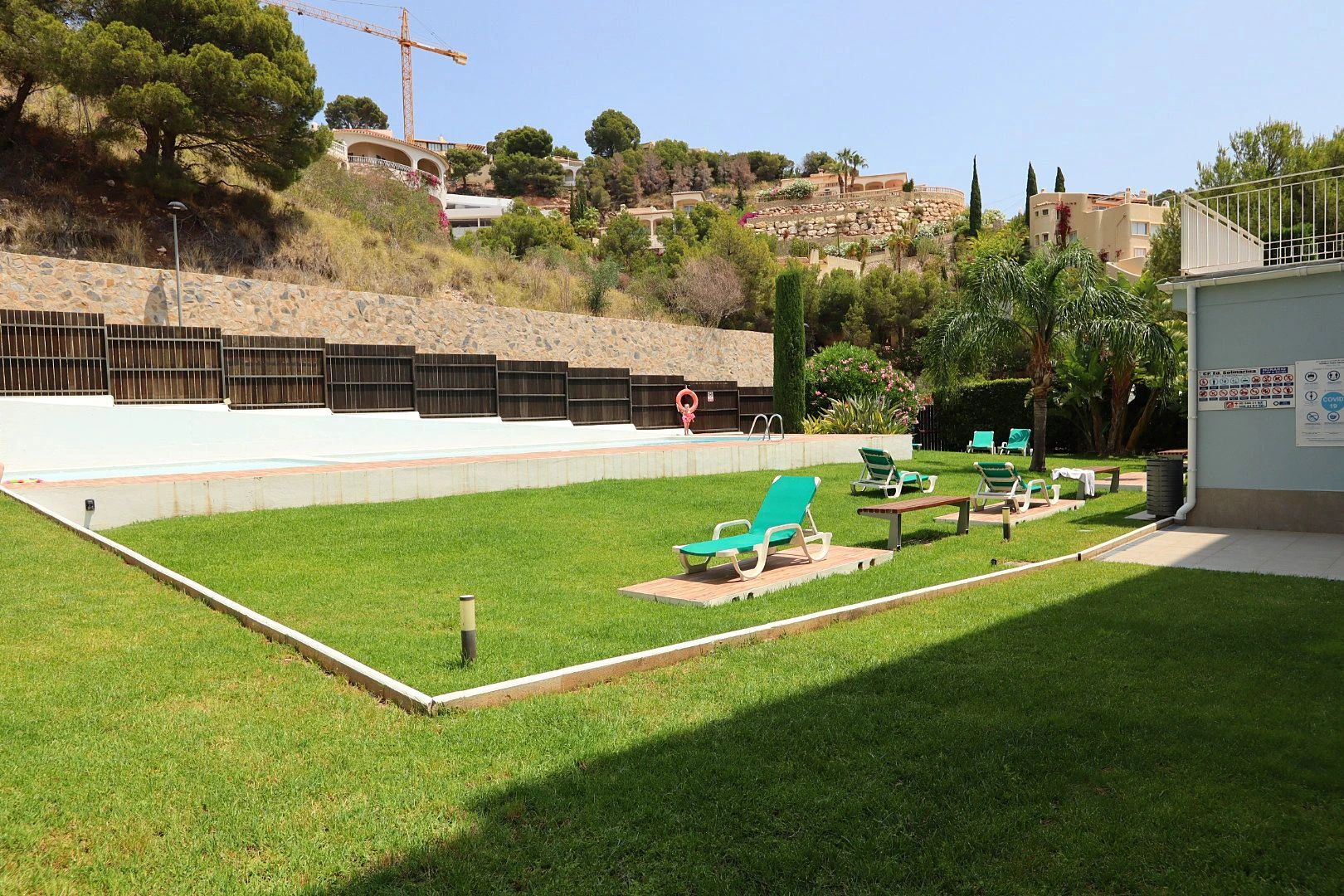 Apartment with sea views in Sol Marina, Altea. With pool, situated in a natural setting