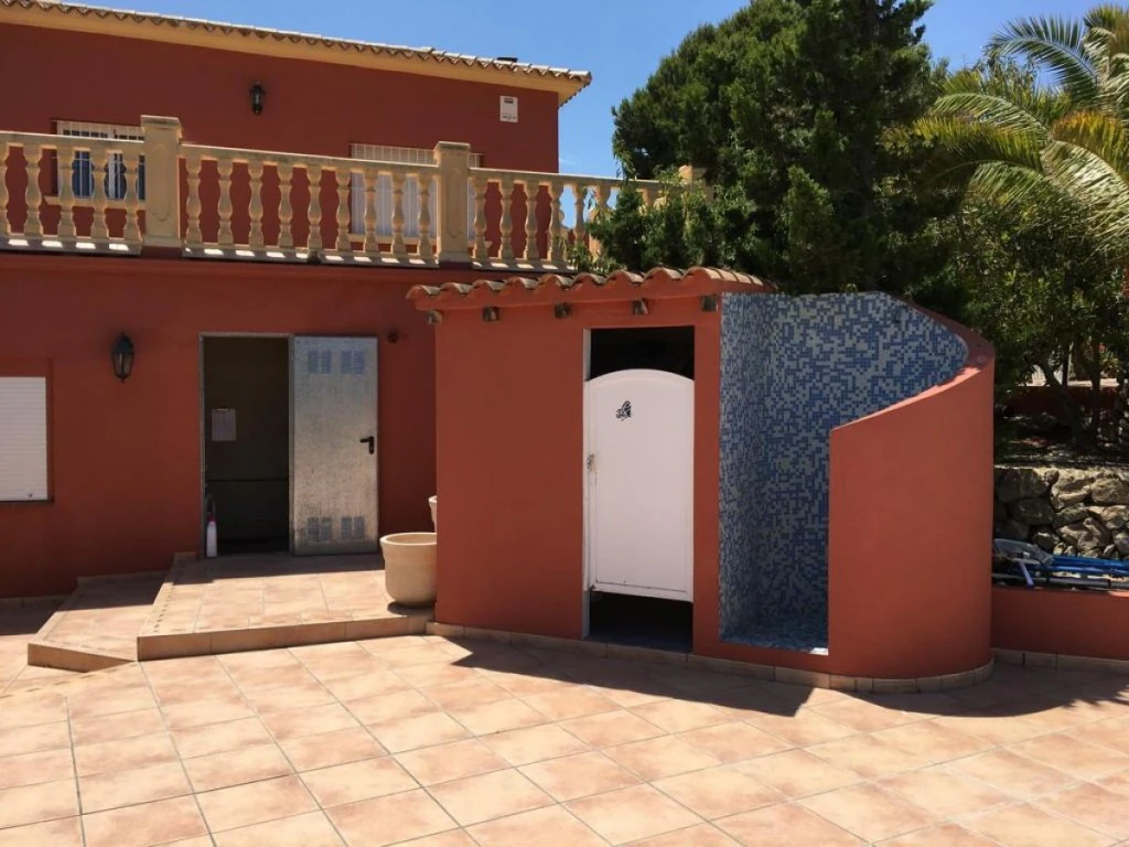 Villa til salg i Alfas Del Pi