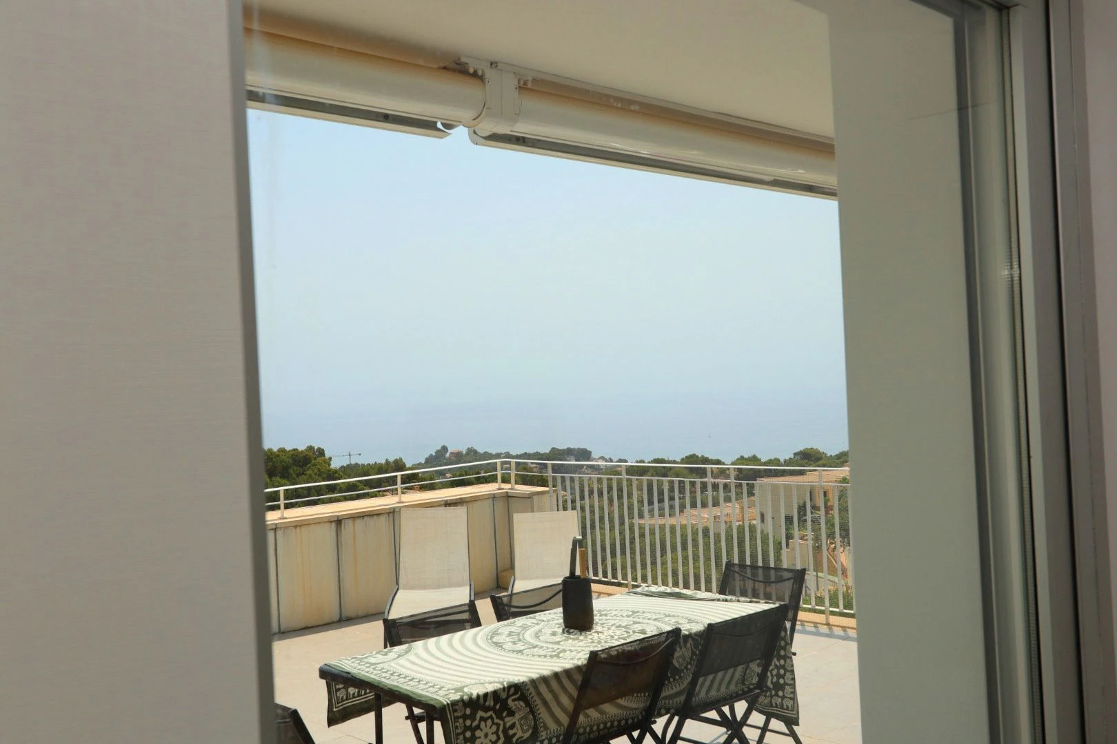 Apartment with sea views in Sol Marina, Altea. With pool, situated in a natural setting
