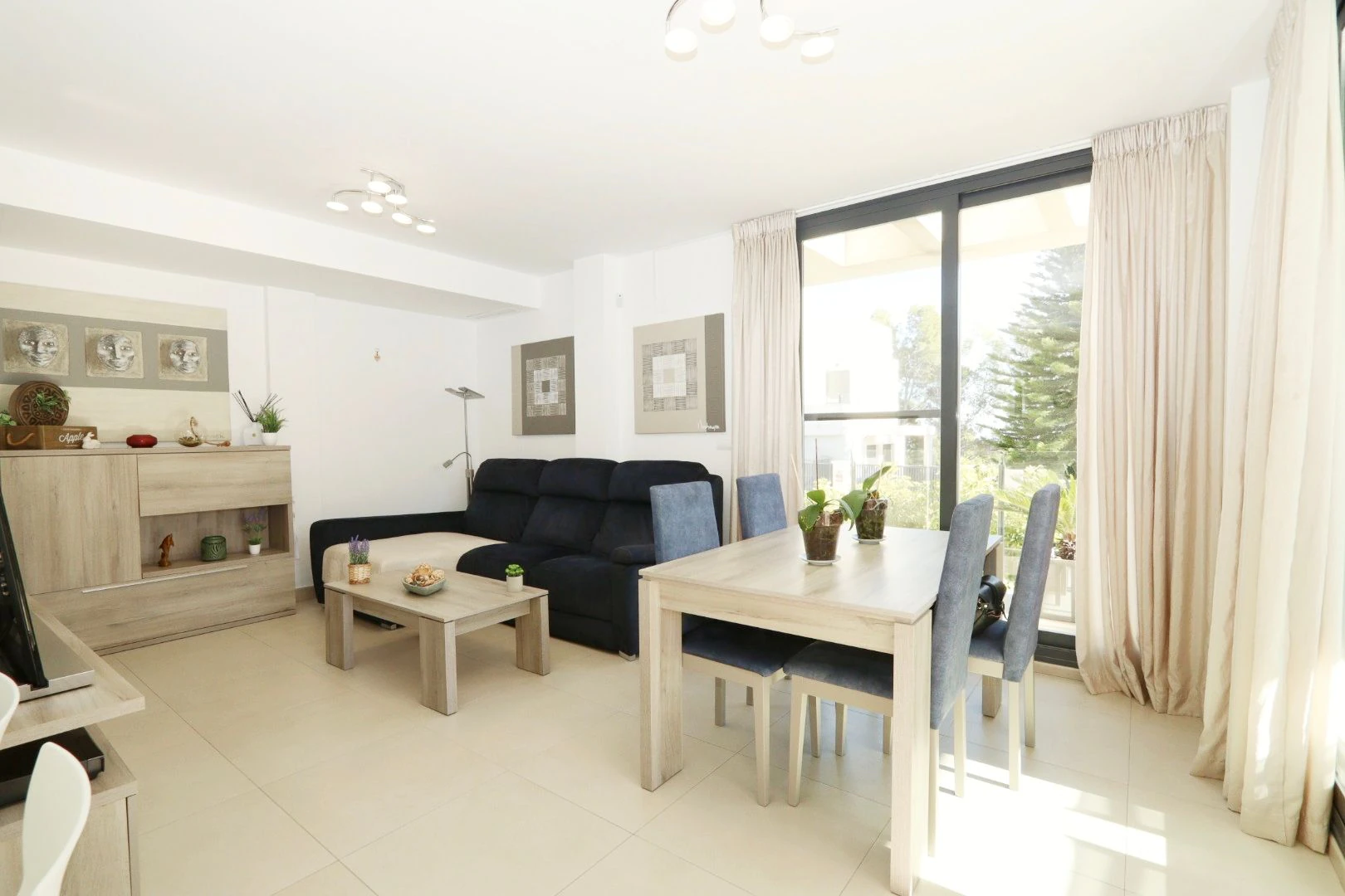 Moderne villa med havutsikt og privat svømmebasseng i Coloma, La Nucía