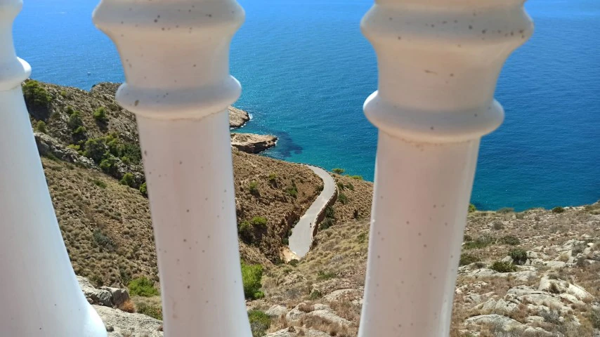 Villa første linje i Benidorm til salgs - Villa Del Mar.