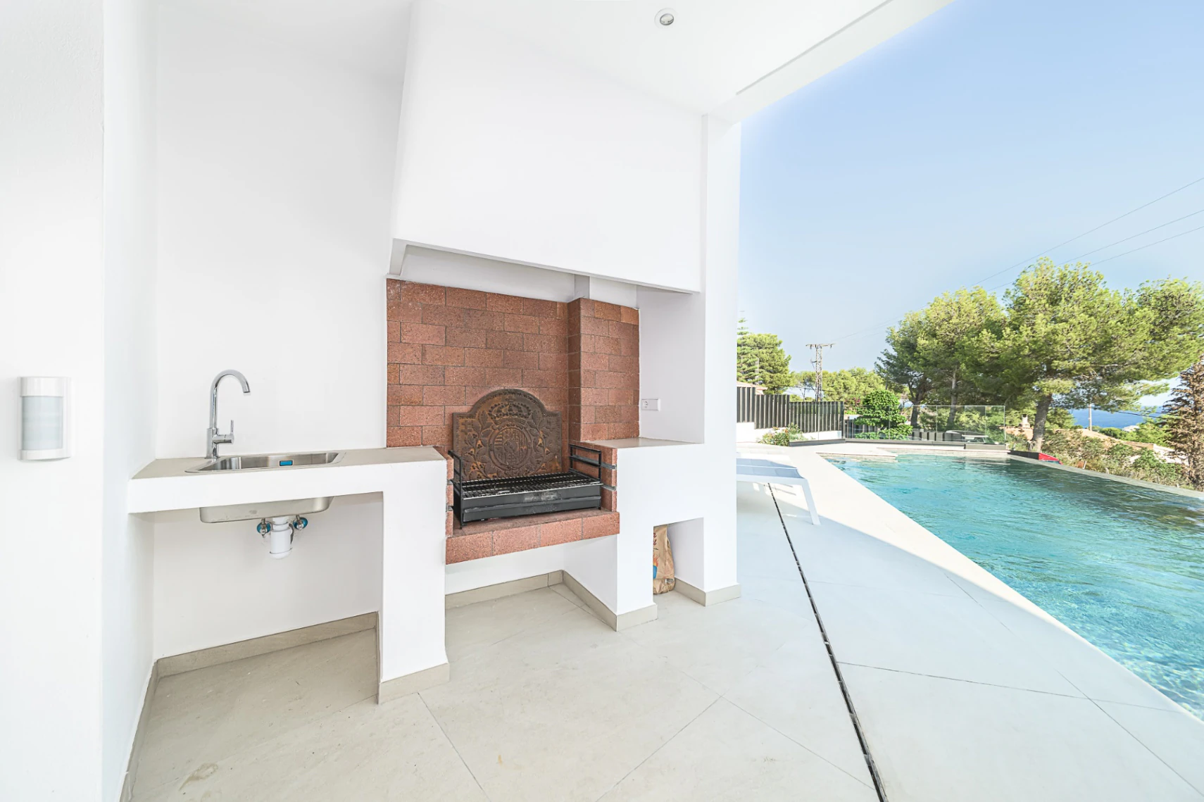 Exclusive Mediterranean villa with sea views in La Fustera - Benissa