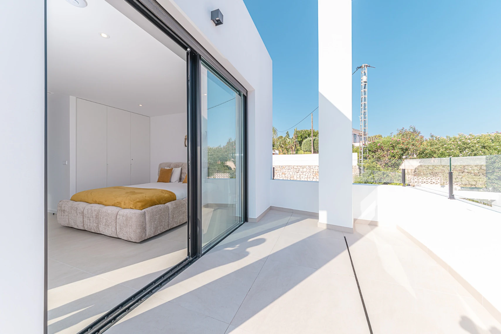 Exclusive Mediterranean villa with sea views in La Fustera - Benissa