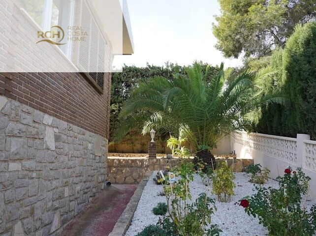 Villa for sale in La Nucia
