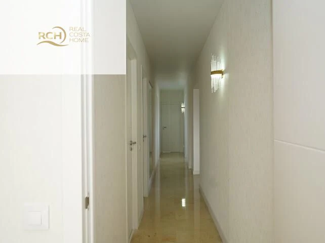 Villa for sale in La Nucia