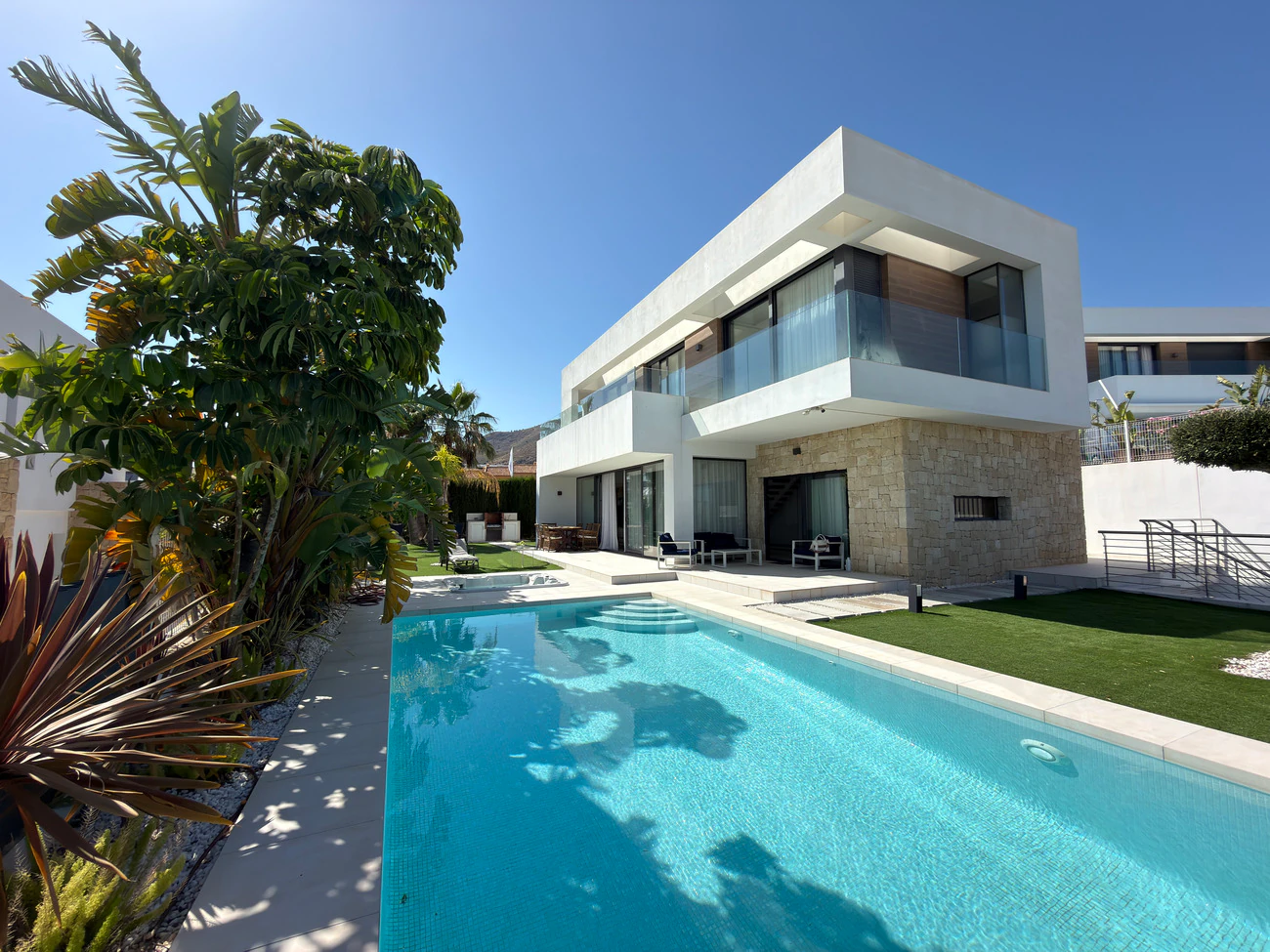 Villa for sale in Finestrat
