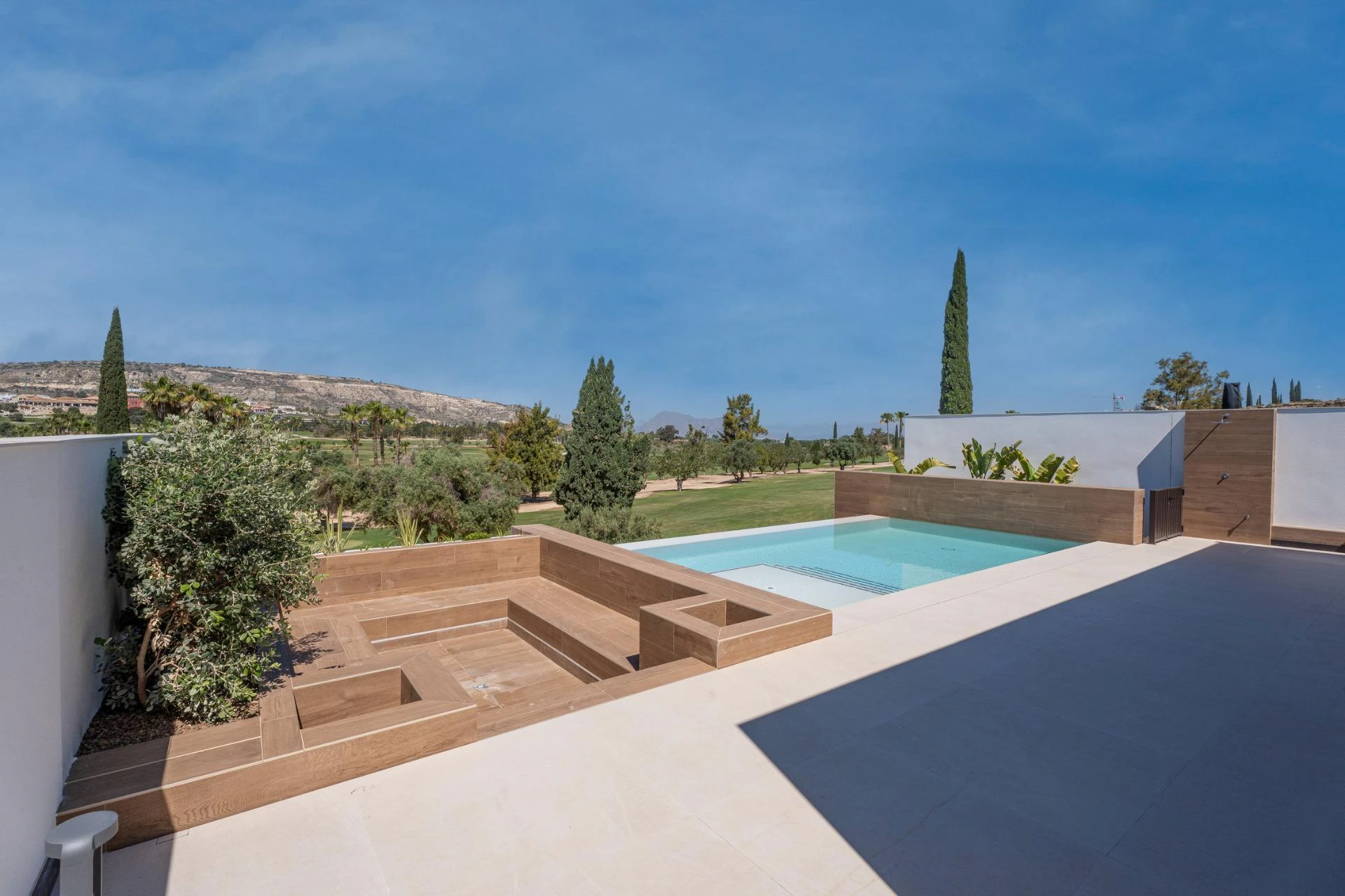 Villa for sale in Algorfa