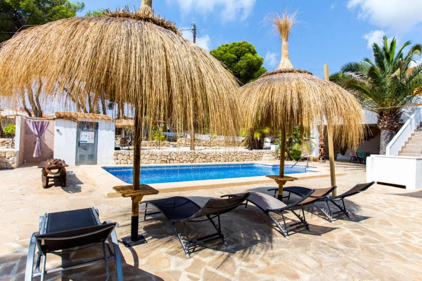 Interessante Villa auf großem Grundstück in Benissa Küste zum Verkauf