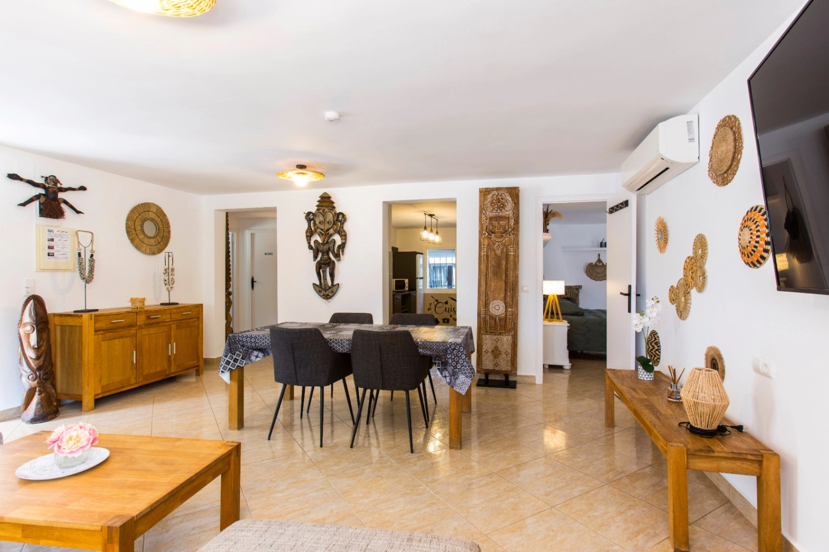 Interessante Villa auf großem Grundstück in Benissa Küste zum Verkauf