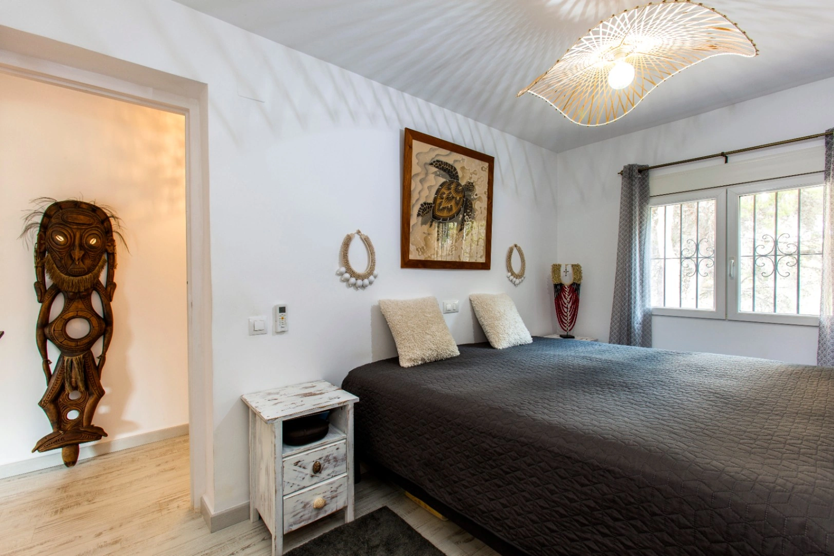 Interessante Villa auf großem Grundstück in Benissa Küste zum Verkauf