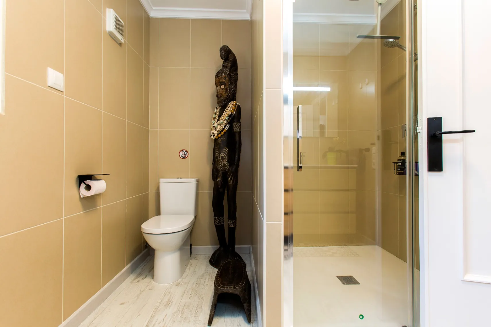 Interessante Villa auf großem Grundstück in Benissa Küste zum Verkauf