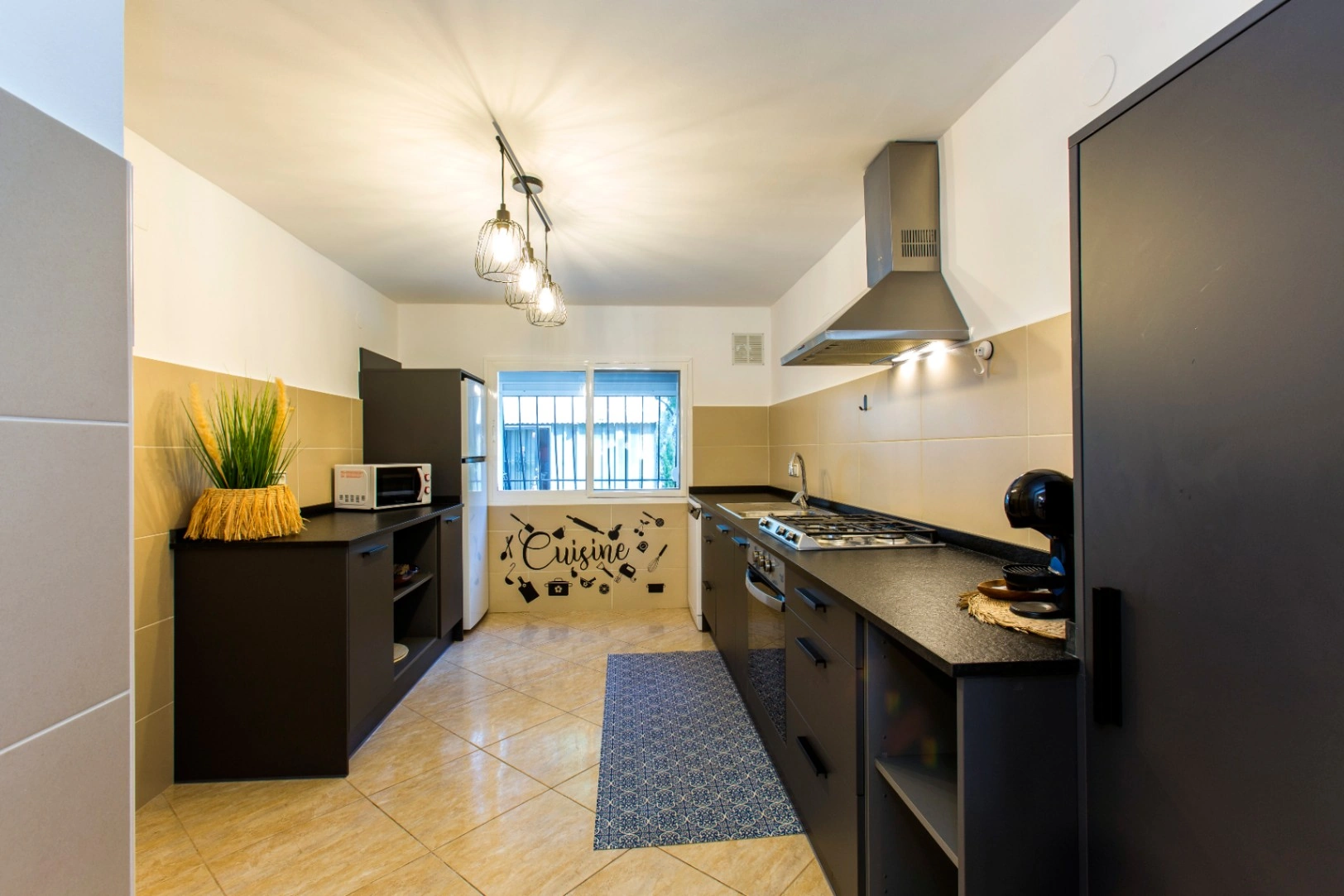 Interessante Villa auf großem Grundstück in Benissa Küste zum Verkauf