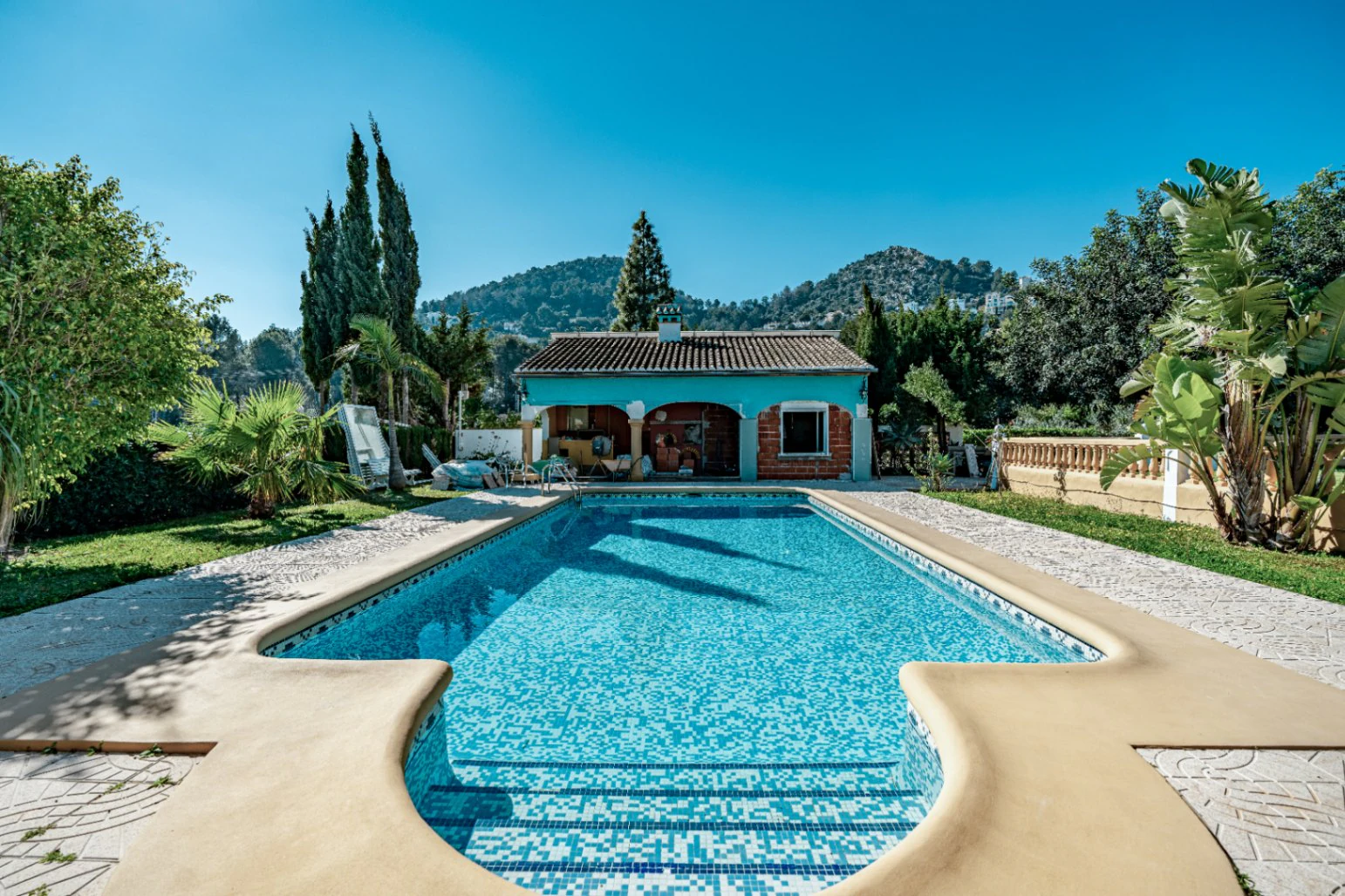 BP-2221S - Elegant Mediterranean Finca with Guest House in Albardanera, La Sella golf, Costa Blanca