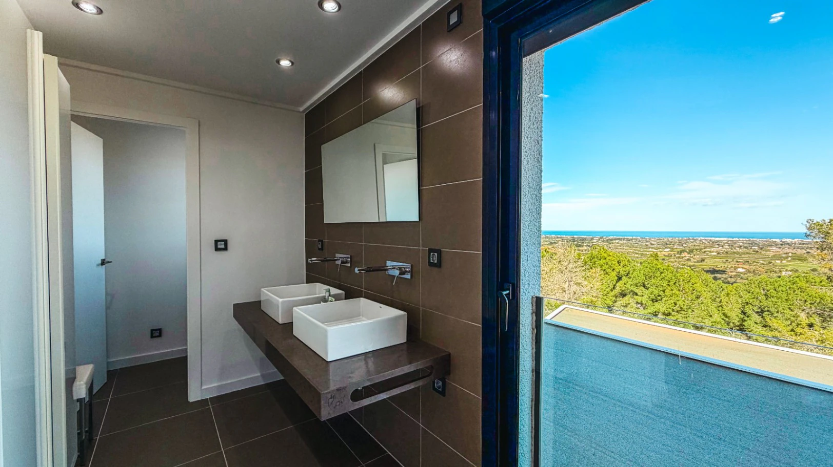 Elegant villa with panoramic sea views for sale in la Sella Golf Resort, Costa Blanca