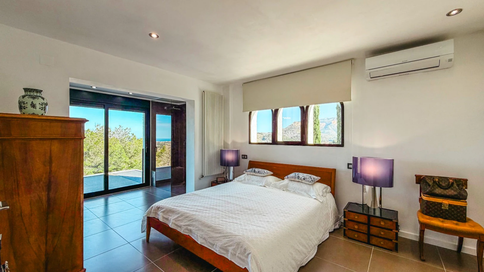 Elegant villa with panoramic sea views for sale in la Sella Golf Resort, Costa Blanca