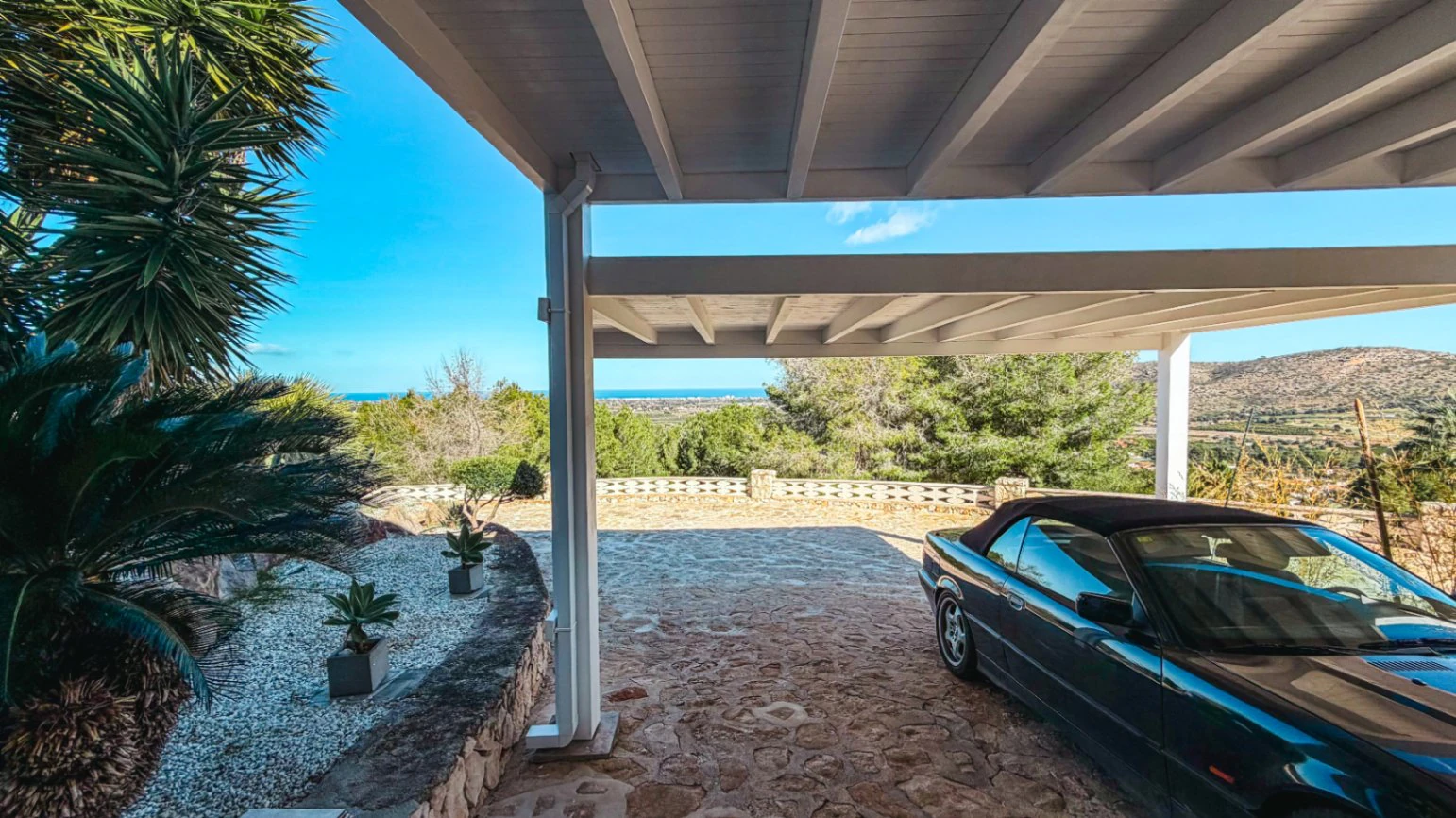 Elegant villa with panoramic sea views for sale in la Sella Golf Resort, Costa Blanca