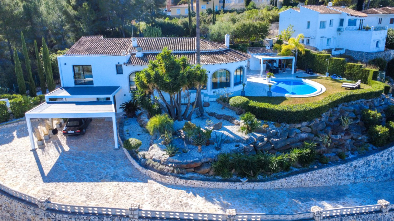Elegant villa with panoramic sea views for sale in la Sella Golf Resort, Costa Blanca