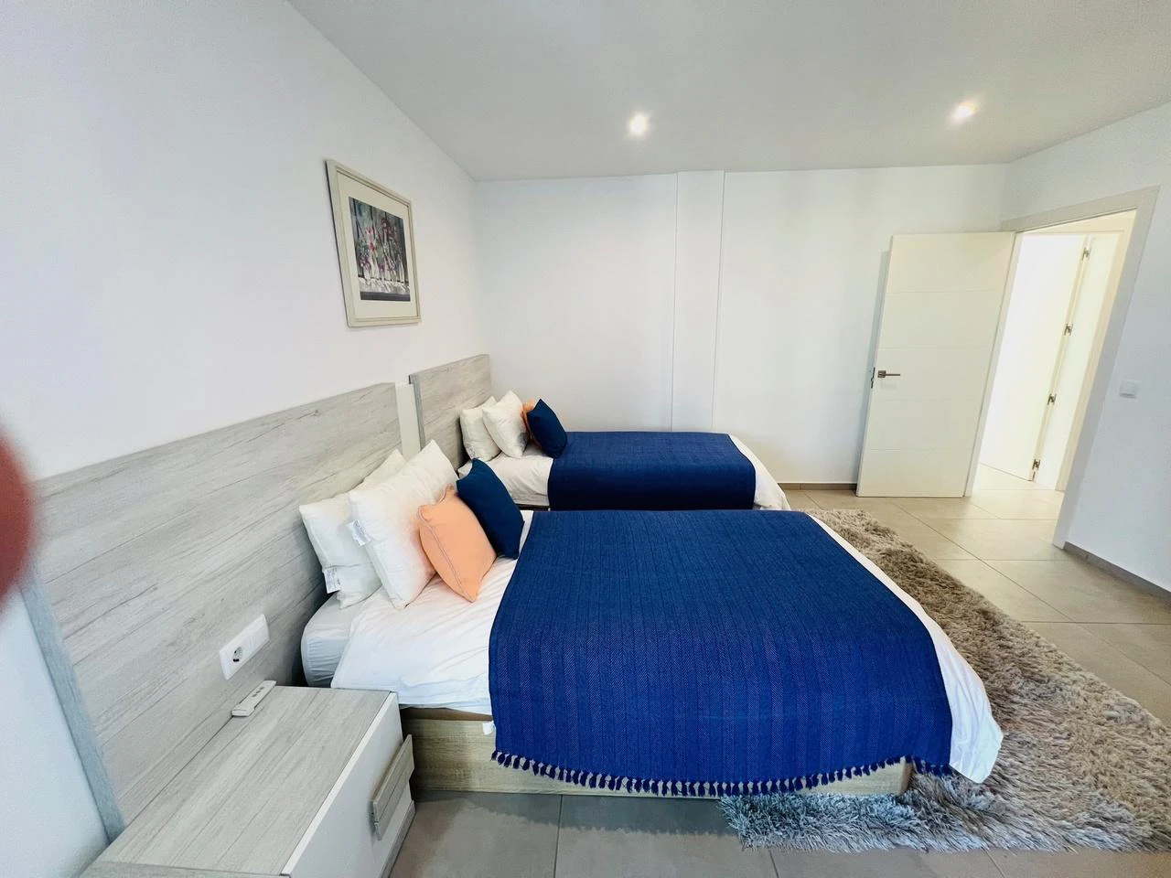Amplia villa contemporánea con vistas al mar y a la montaña en venta en La Sella Golf Resort, Pedreguer, Costa Blanca.