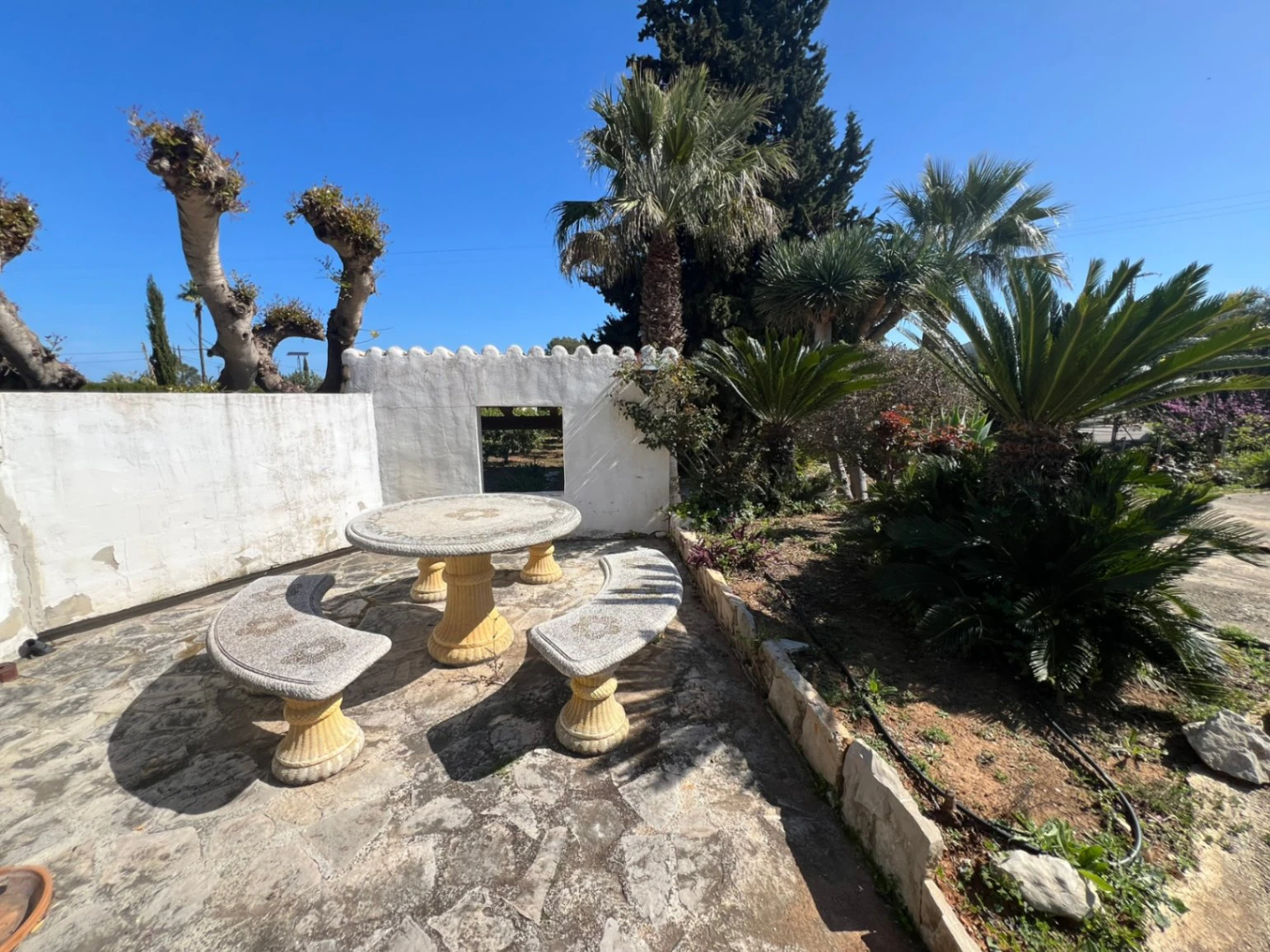 Traditional Spanish finca with huge plot and endless potential for sale in La Sella Golf Resort, Pedreguer, Costa Blanca