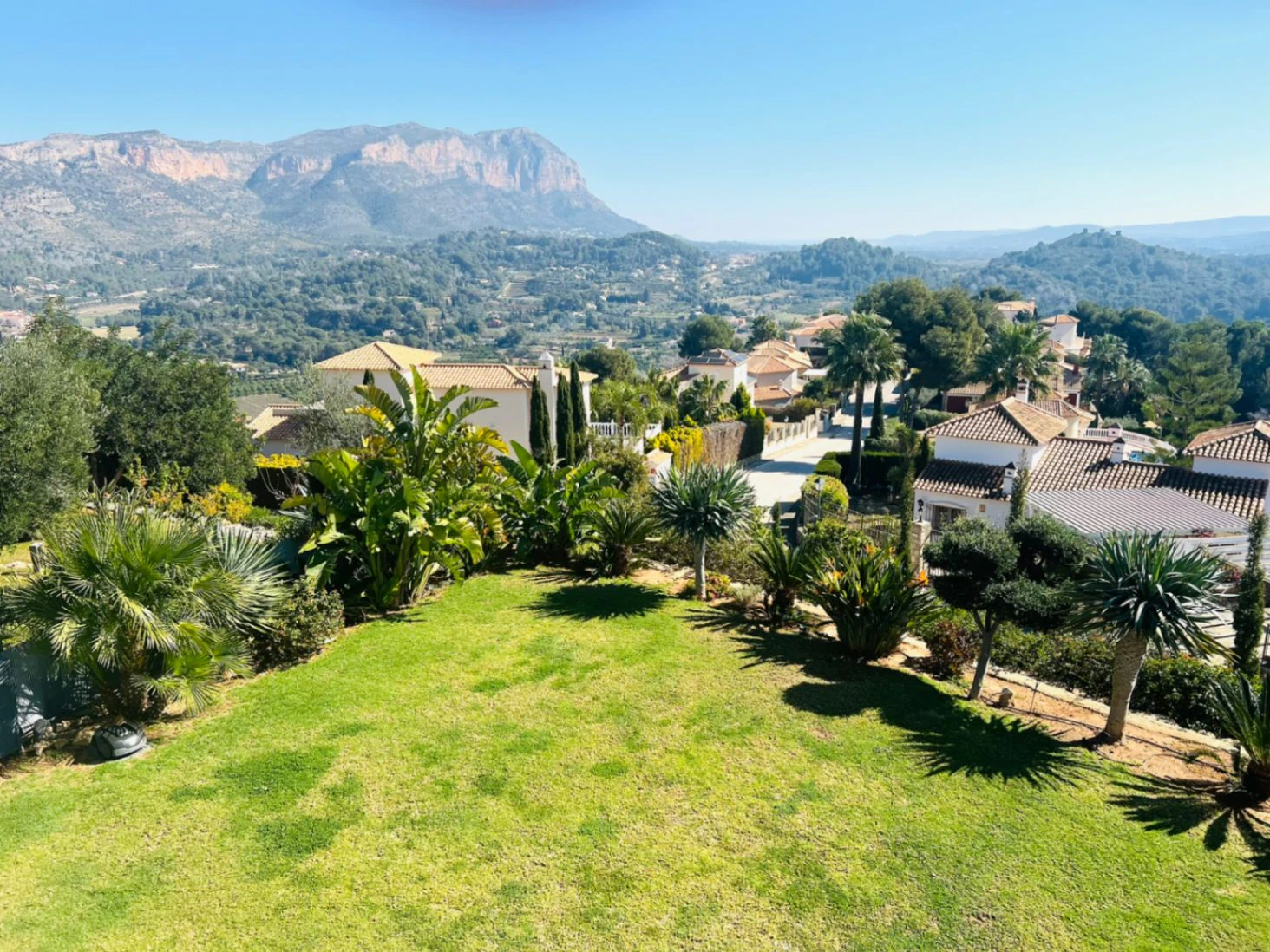 Villa de diseño contemporánea que ofrece exclusividad y sostenibilidad se vende en La Sella Golf Resort, Costa Blanca