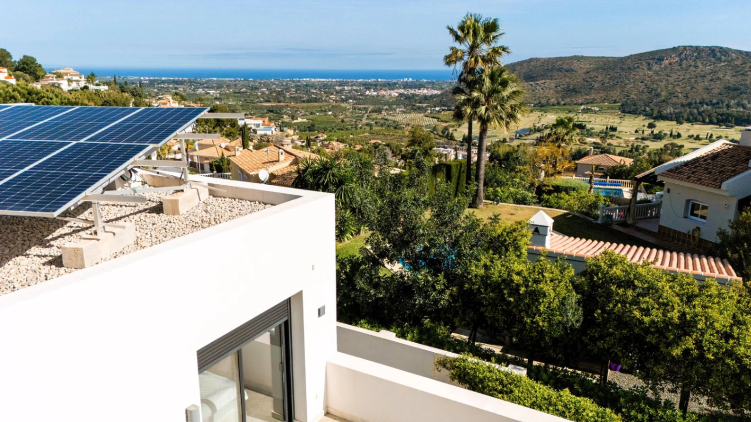 Villa de diseño contemporánea que ofrece exclusividad y sostenibilidad se vende en La Sella Golf Resort, Costa Blanca
