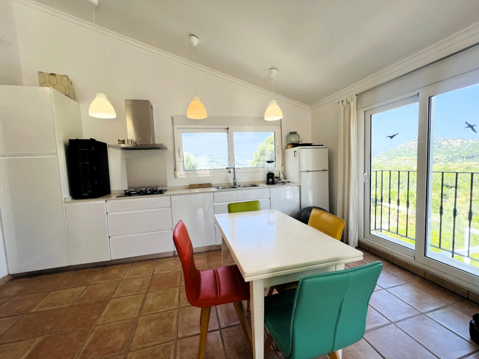 Geräumige Villa auf einzigartigem Grundstück mit Panoramablick, umgeben von einem Naturpark in Jesus Pobre, Denia, Costa Blanca.