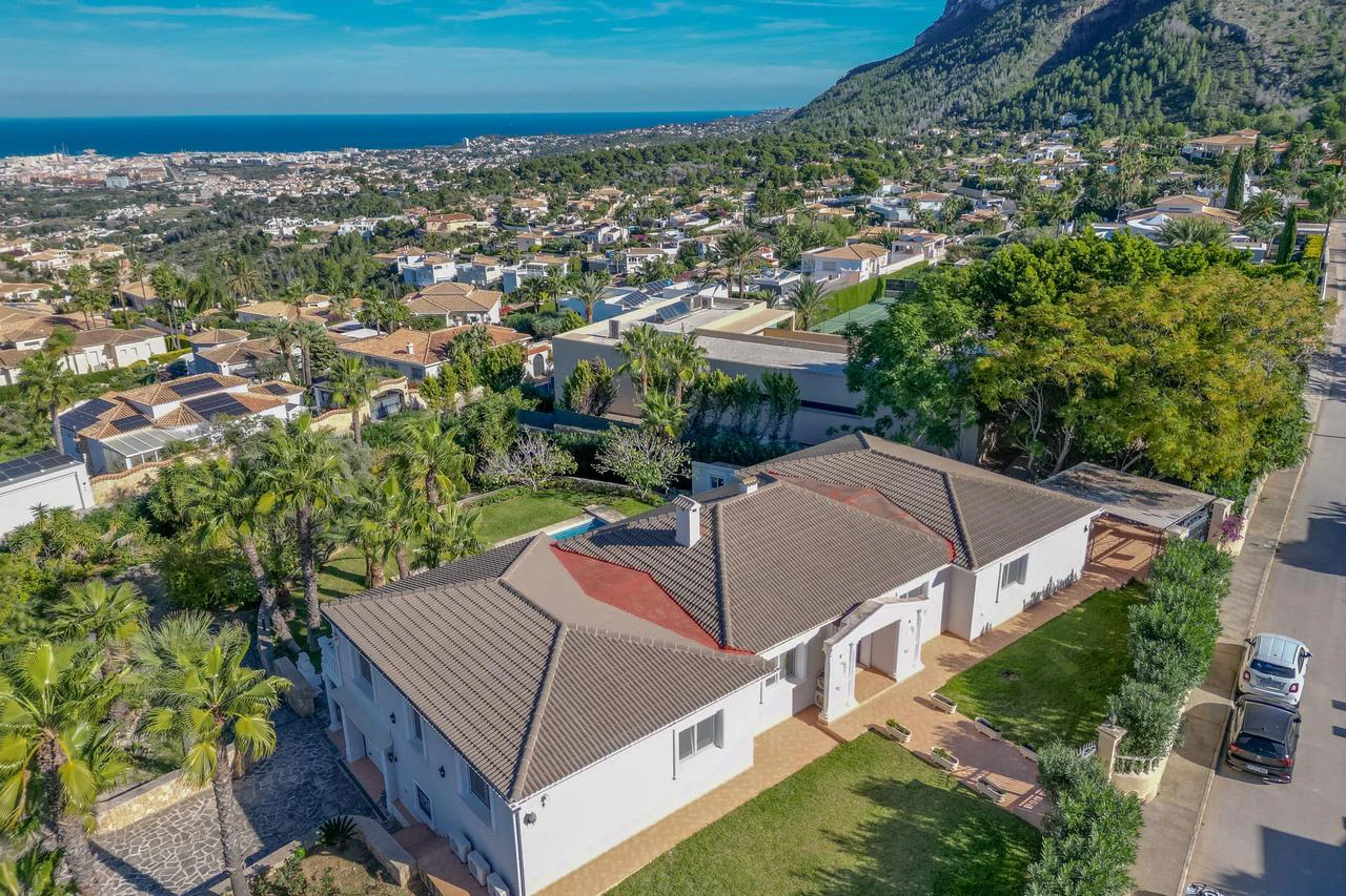 Villa in Sale in Denia