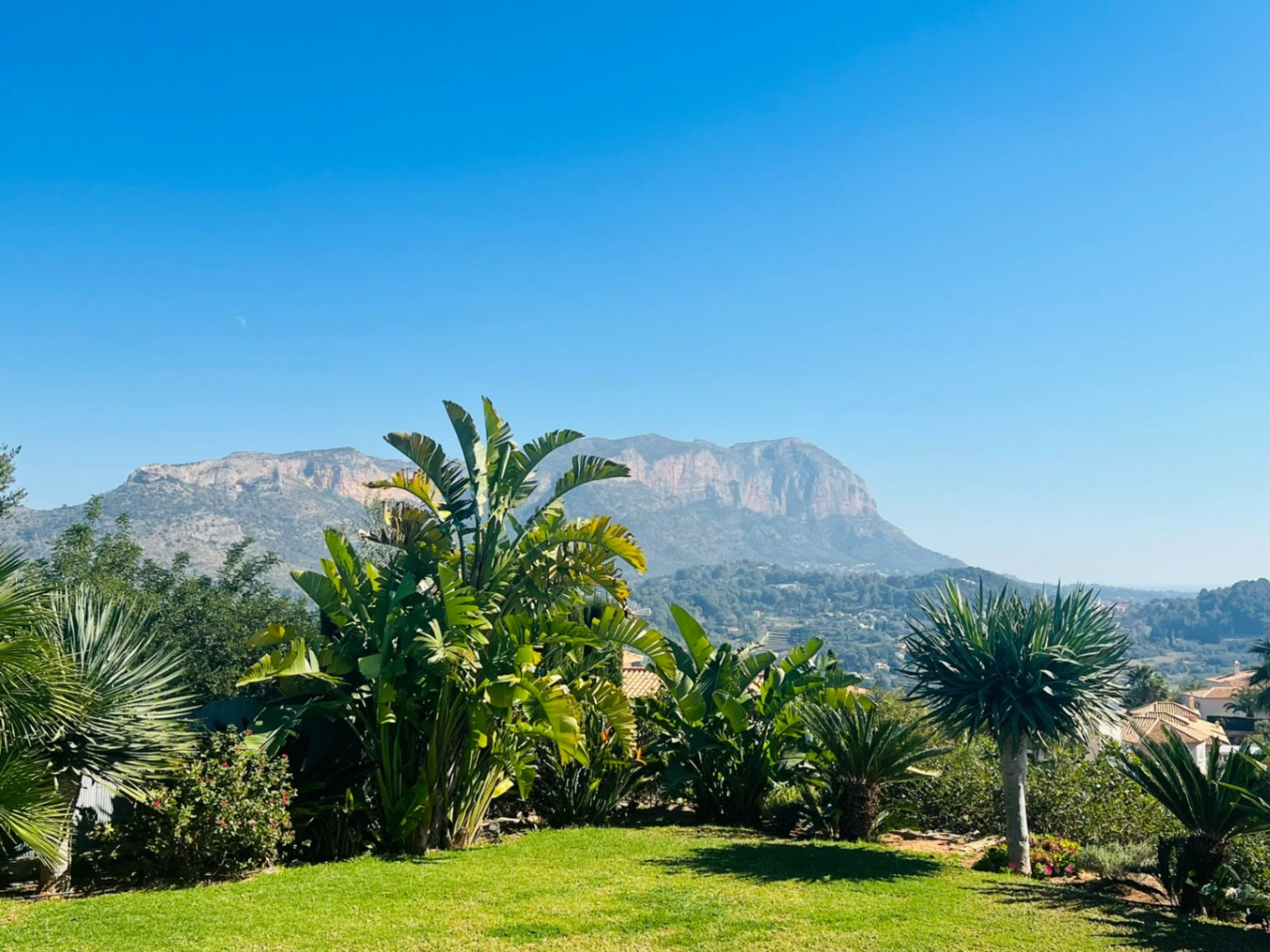 Villa de diseño contemporánea que ofrece exclusividad y sostenibilidad se vende en La Sella Golf Resort, Costa Blanca