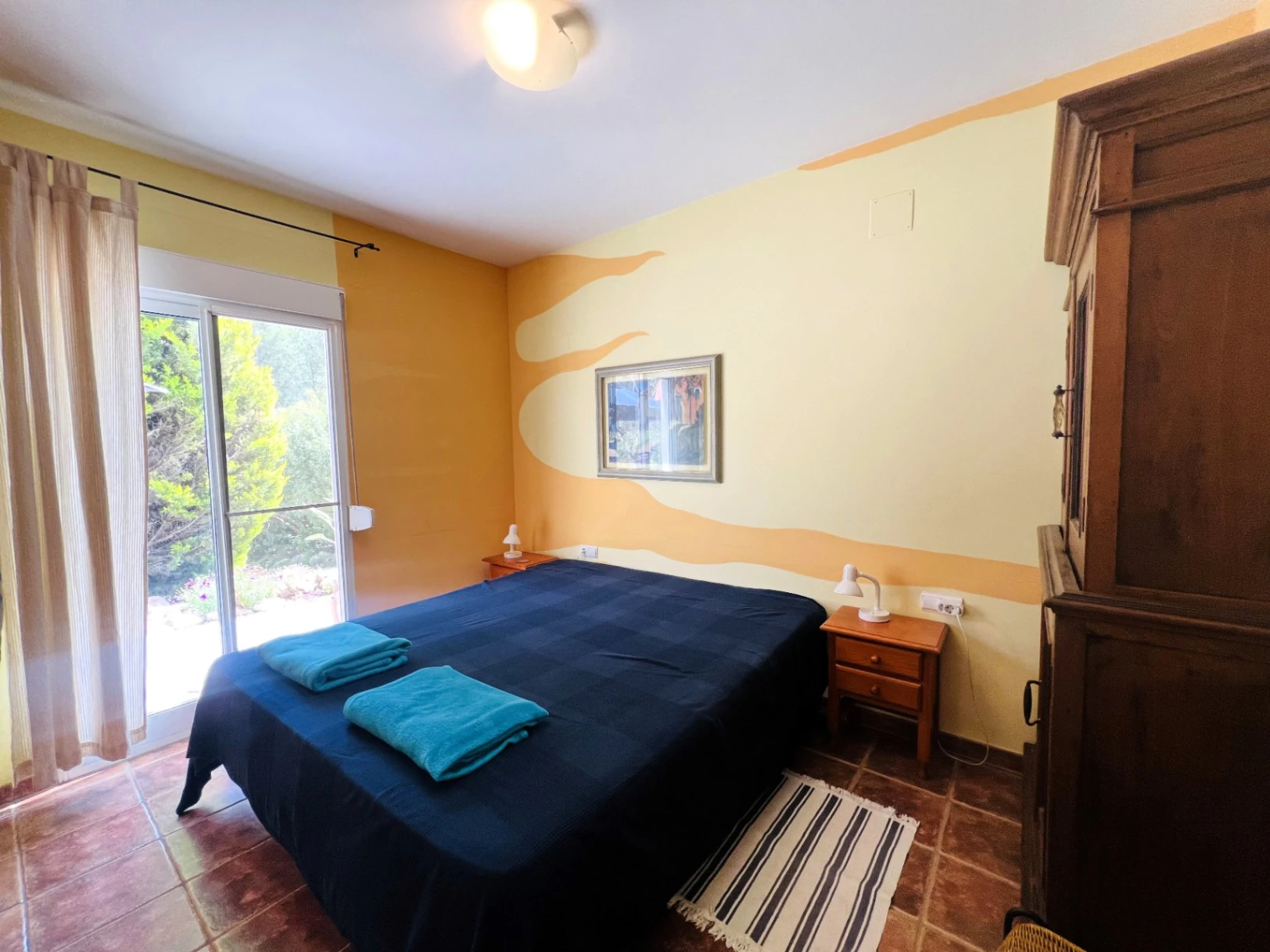 Geräumige Villa auf einzigartigem Grundstück mit Panoramablick, umgeben von einem Naturpark in Jesus Pobre, Denia, Costa Blanca.