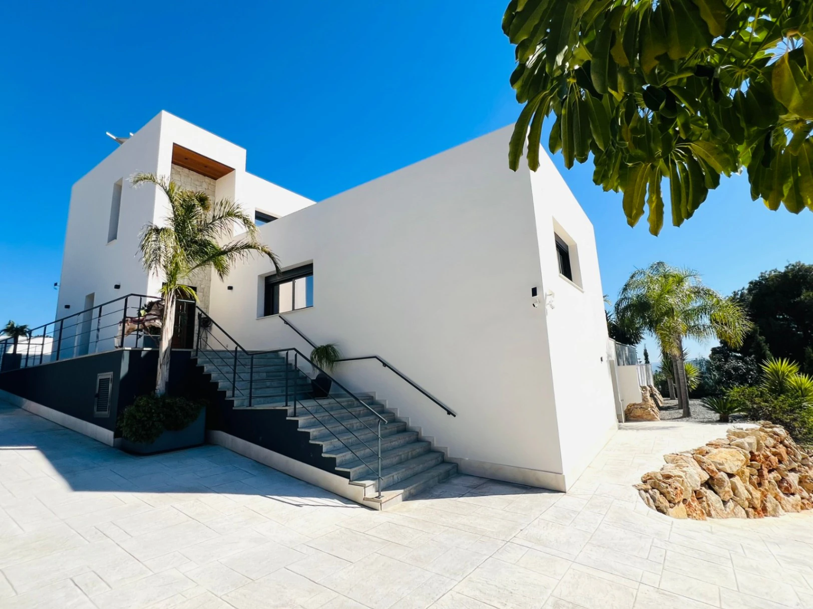 Villa de diseño contemporánea que ofrece exclusividad y sostenibilidad se vende en La Sella Golf Resort, Costa Blanca