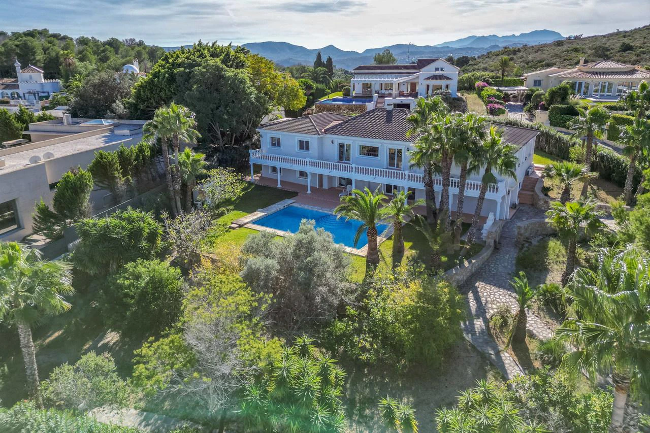 Villa in Sale in Denia