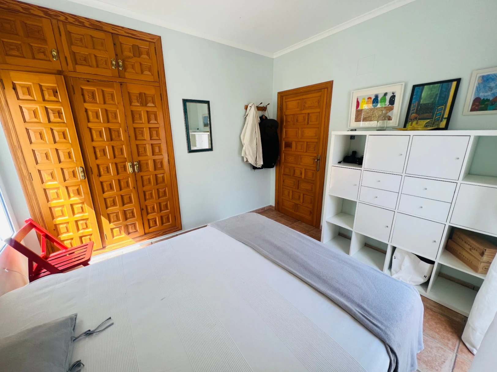 Geräumige Villa auf einzigartigem Grundstück mit Panoramablick, umgeben von einem Naturpark in Jesus Pobre, Denia, Costa Blanca.