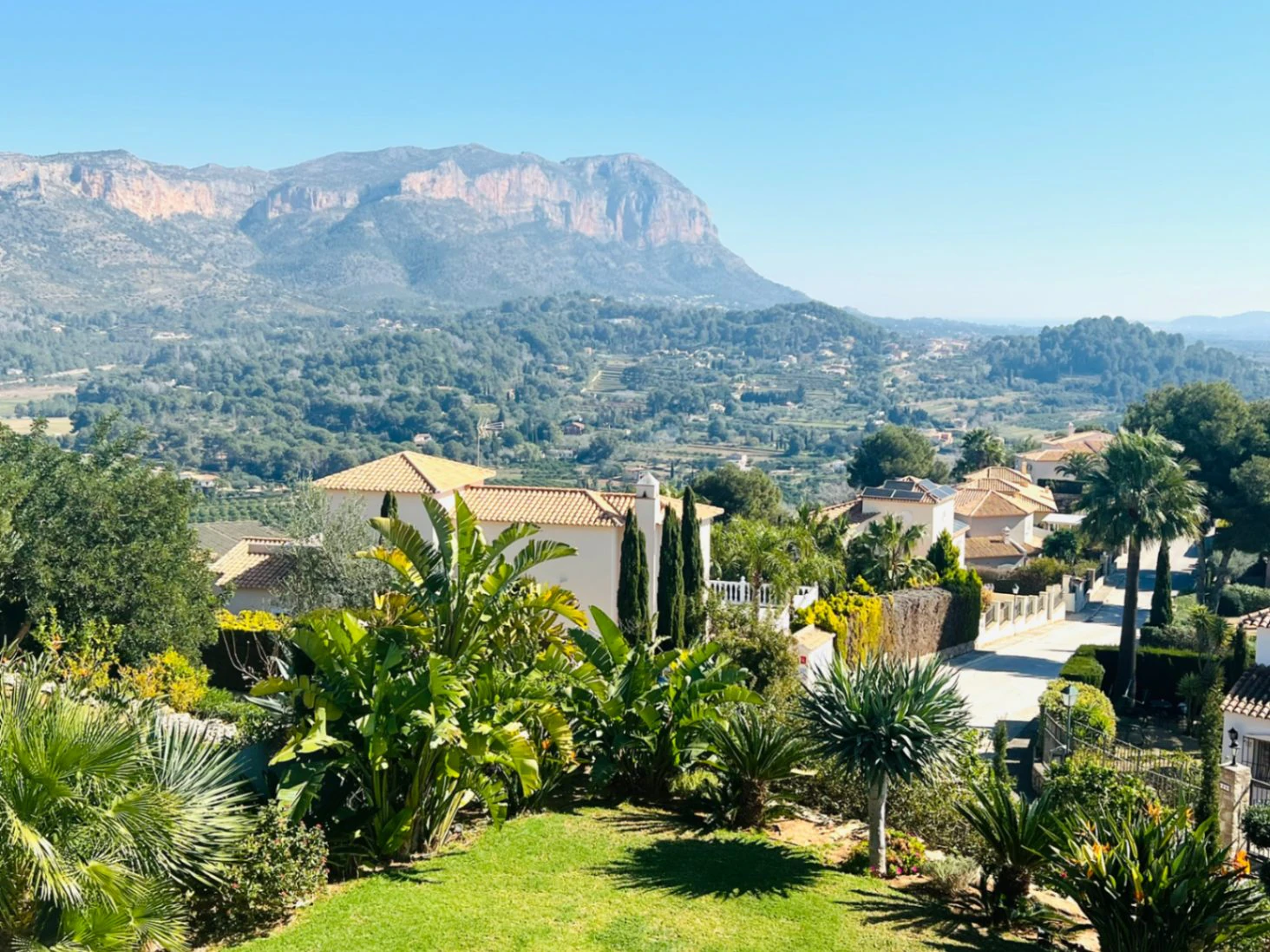 Villa de diseño contemporánea que ofrece exclusividad y sostenibilidad se vende en La Sella Golf Resort, Costa Blanca